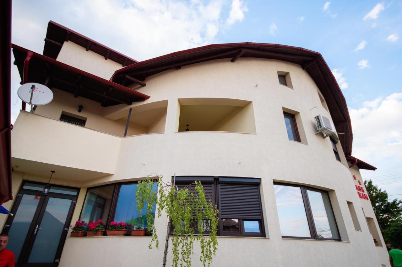 Villa Casa Avram Râmnicu Vâlcea Exterior foto
