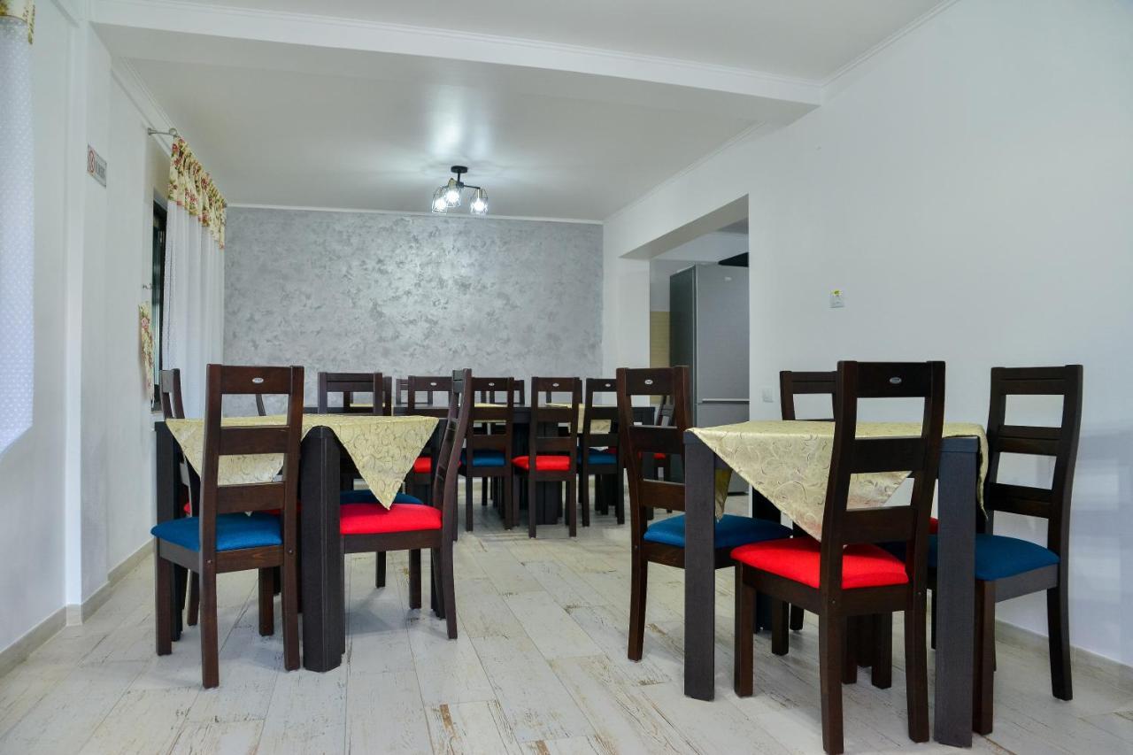 Villa Casa Avram Râmnicu Vâlcea Exterior foto