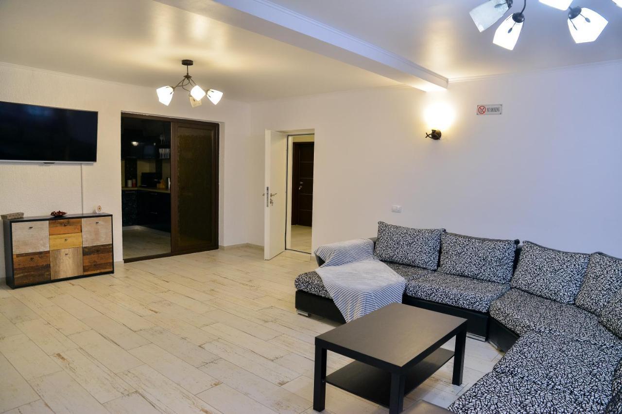 Villa Casa Avram Râmnicu Vâlcea Exterior foto